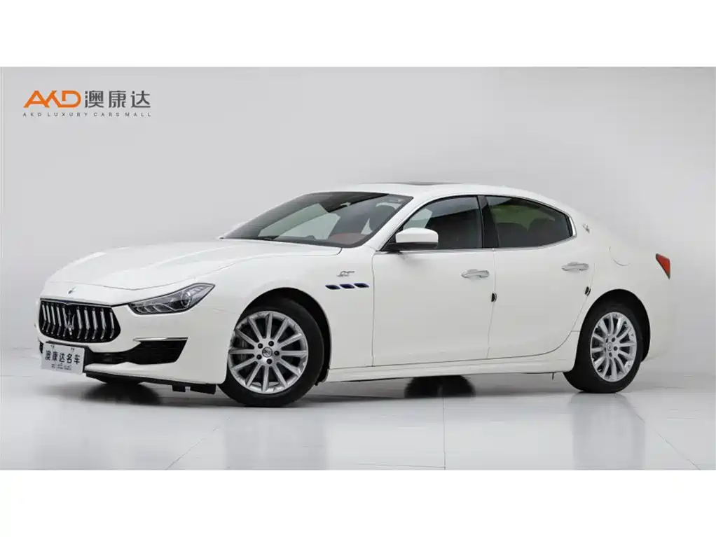 Maserati Ghibli 2022 — фото 1