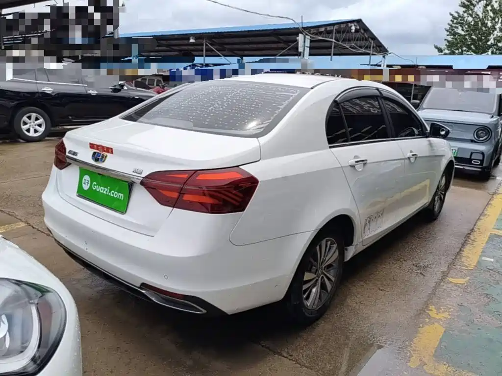 Geely Emgrand 2018