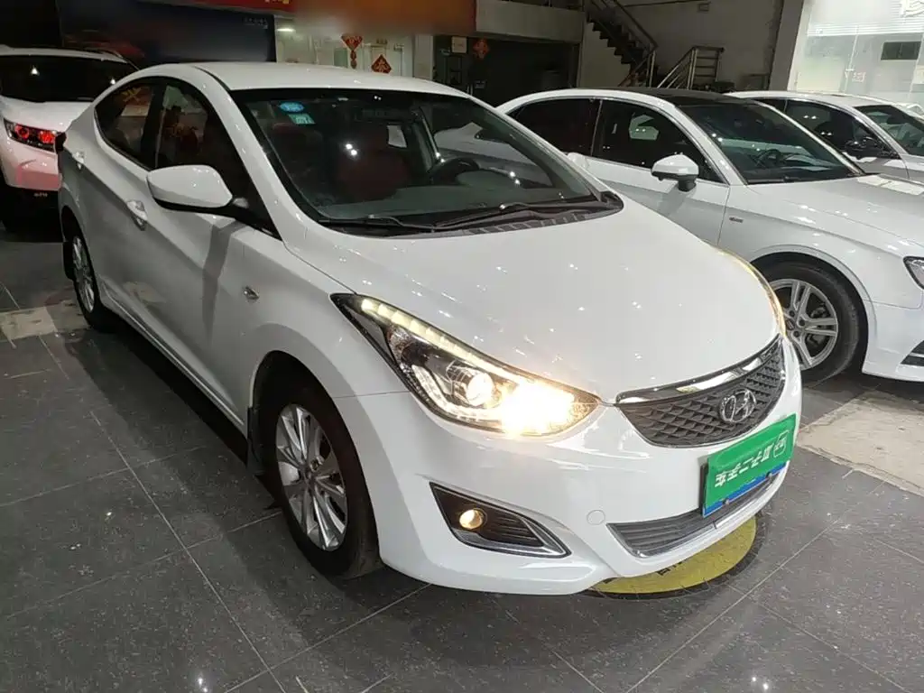 Hyundai Elantra 2017