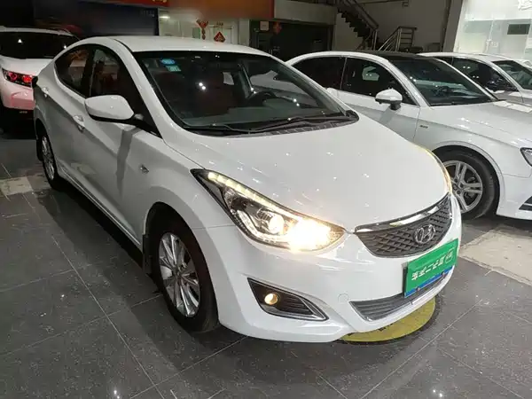 Hyundai Elantra Langdong 2017