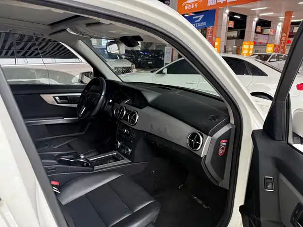 Mercedes-Benz GLK-Class 2013
