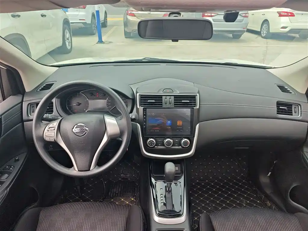 Nissan Tiida 2019 — фото 10