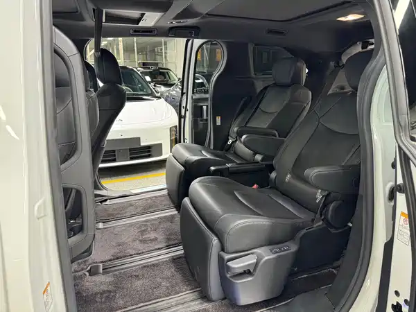 Toyota Sienna 2023