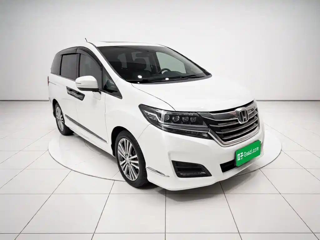 Honda Elysion 2018 — фото 24