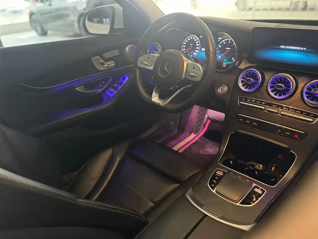 Mercedes-Benz C-Class 2019 — фото 16