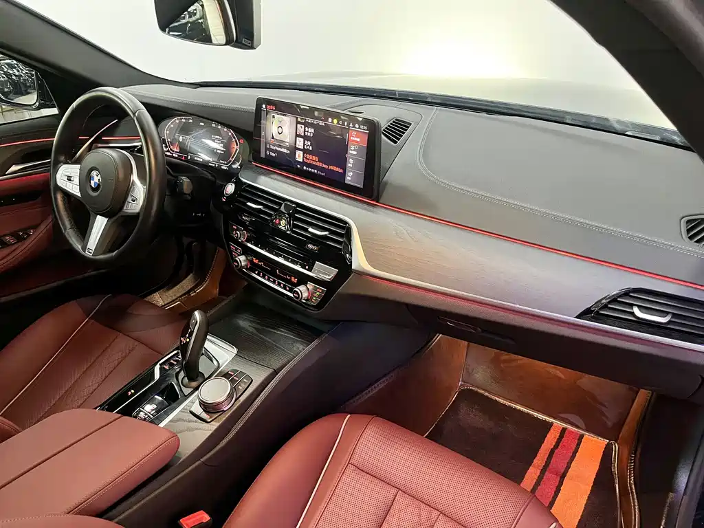 BMW 5 Series 2023