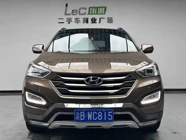 Hyundai Santa Fe 2016