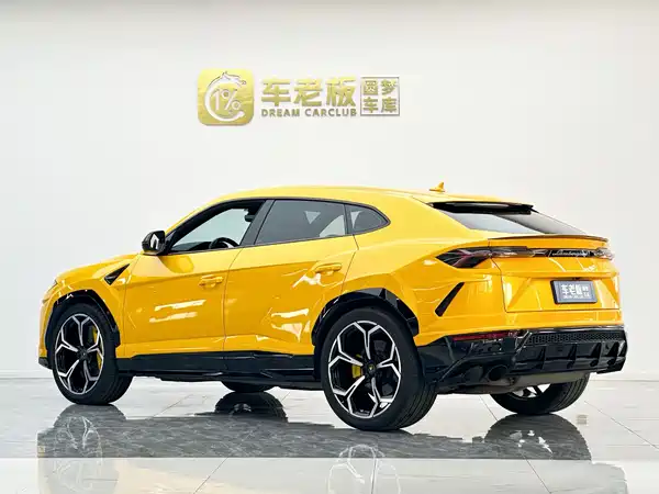 Lamborghini Urus 2023
