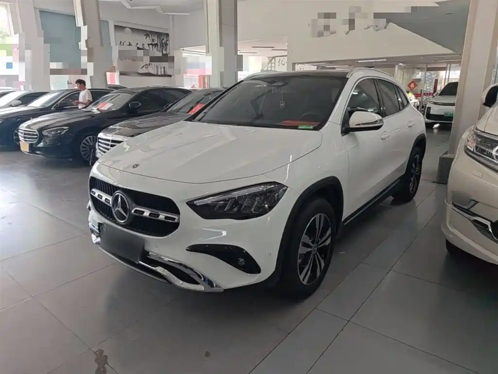 Mercedes-Benz GLA 2025 — фото 2