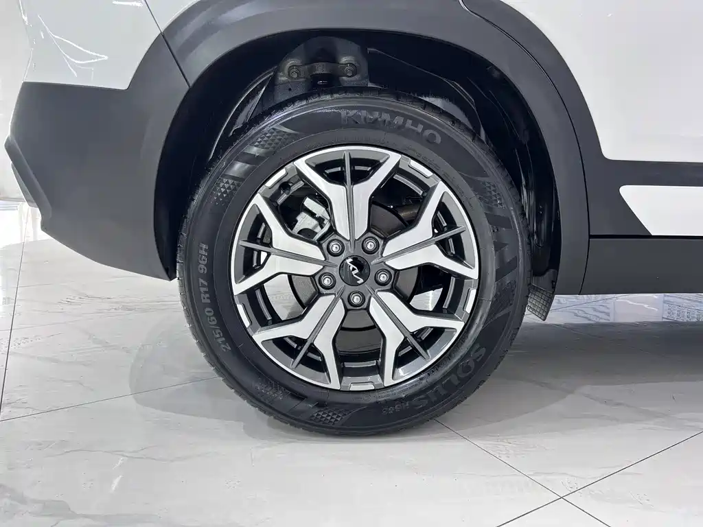 Kia KX3 2023 — фото 19
