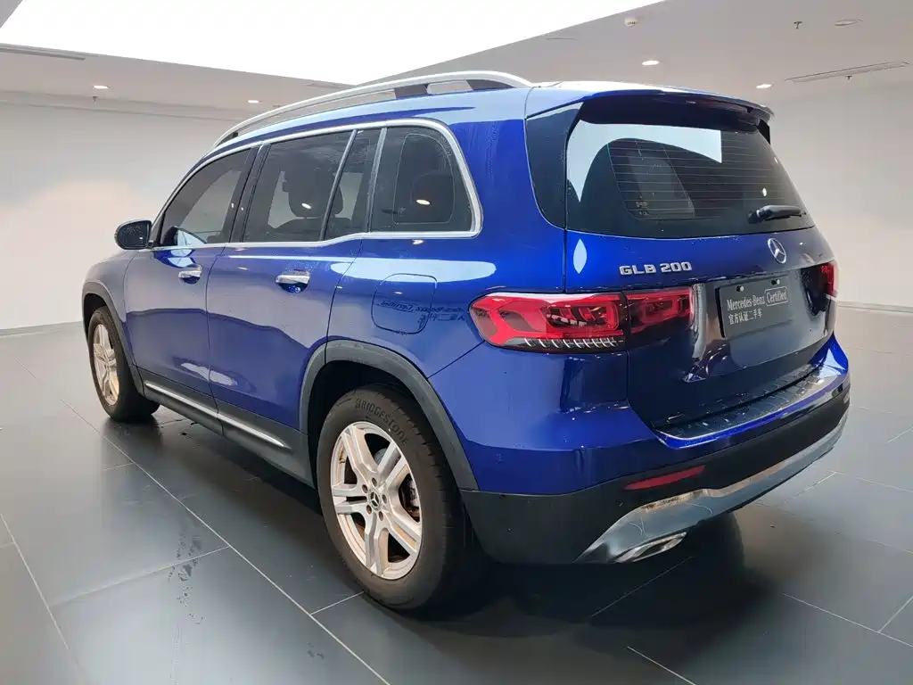 Mercedes-Benz GLB 2021