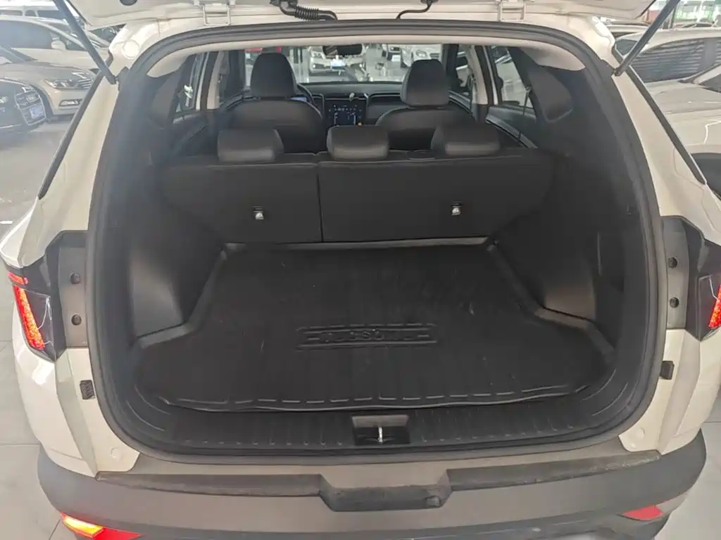 Hyundai Tucson 2021 — фото 19