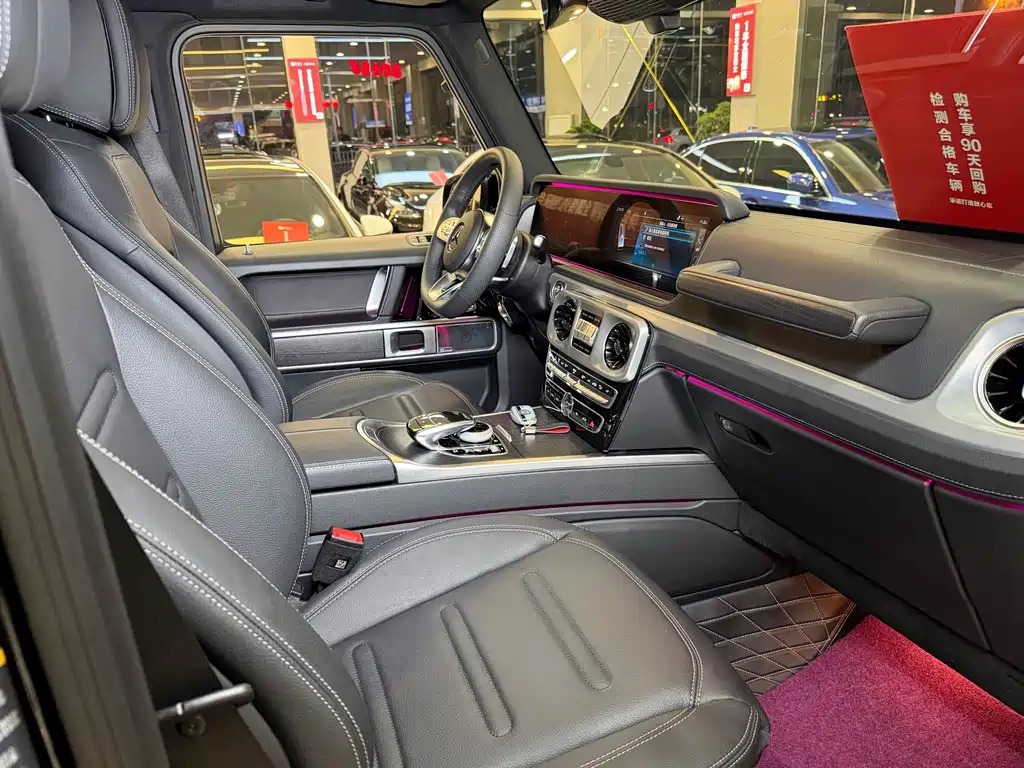 Mercedes-Benz G-Class 2023 — фото 14