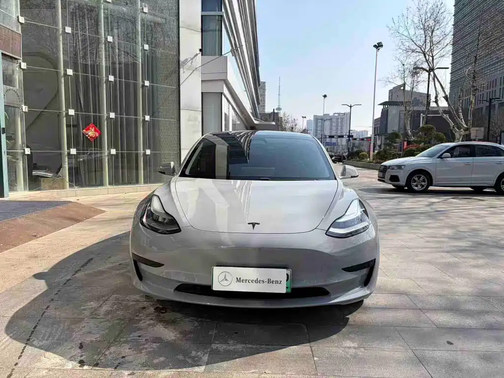 Tesla Model 3 2020 — фото 2