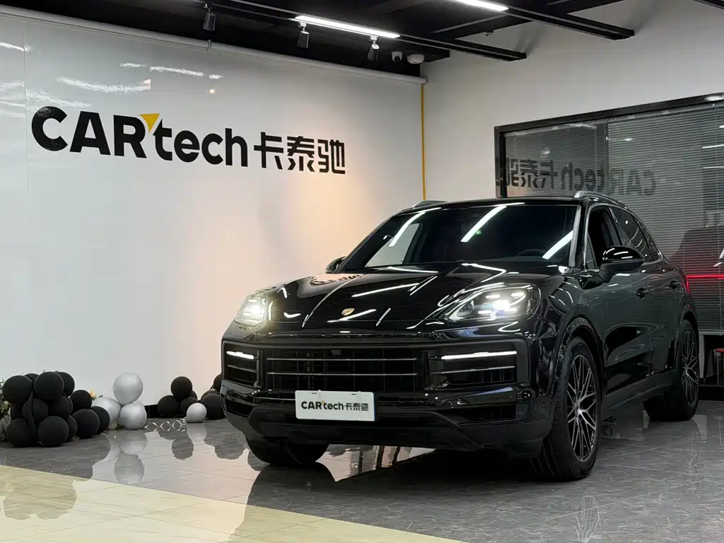 Porsche Cayenne 2025 — фото 1