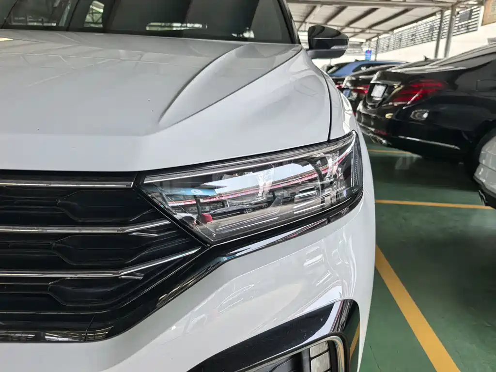 Volkswagen T-Roc 2022 — фото 15