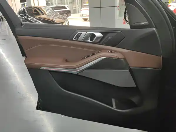BMW X5 2022