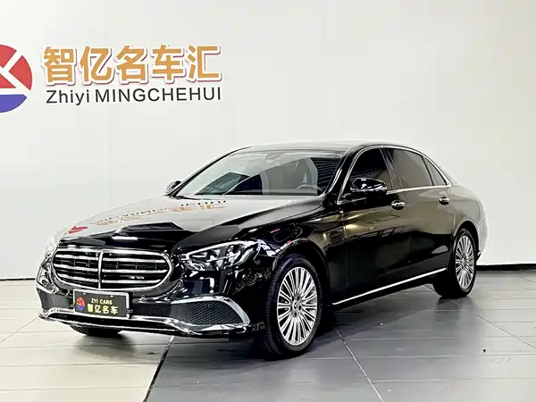 Mercedes-Benz E-Class 2022