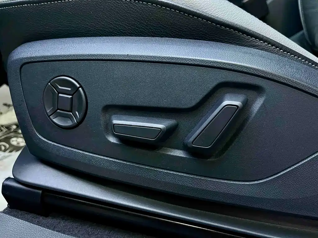 Audi Q3 2021 — фото 18