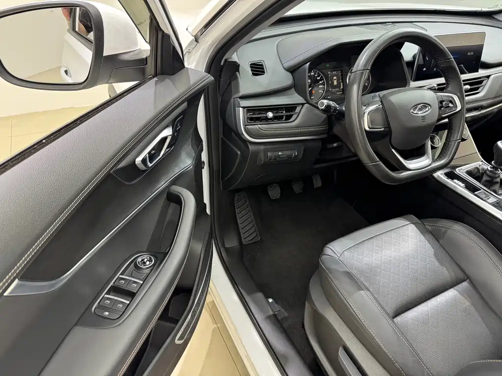 Chery Tiggo 8 2021 — фото 12