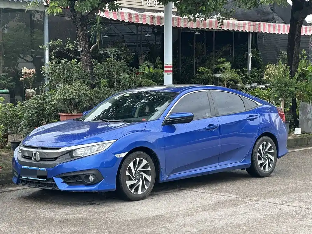 Honda Civic 2016 — фото 1