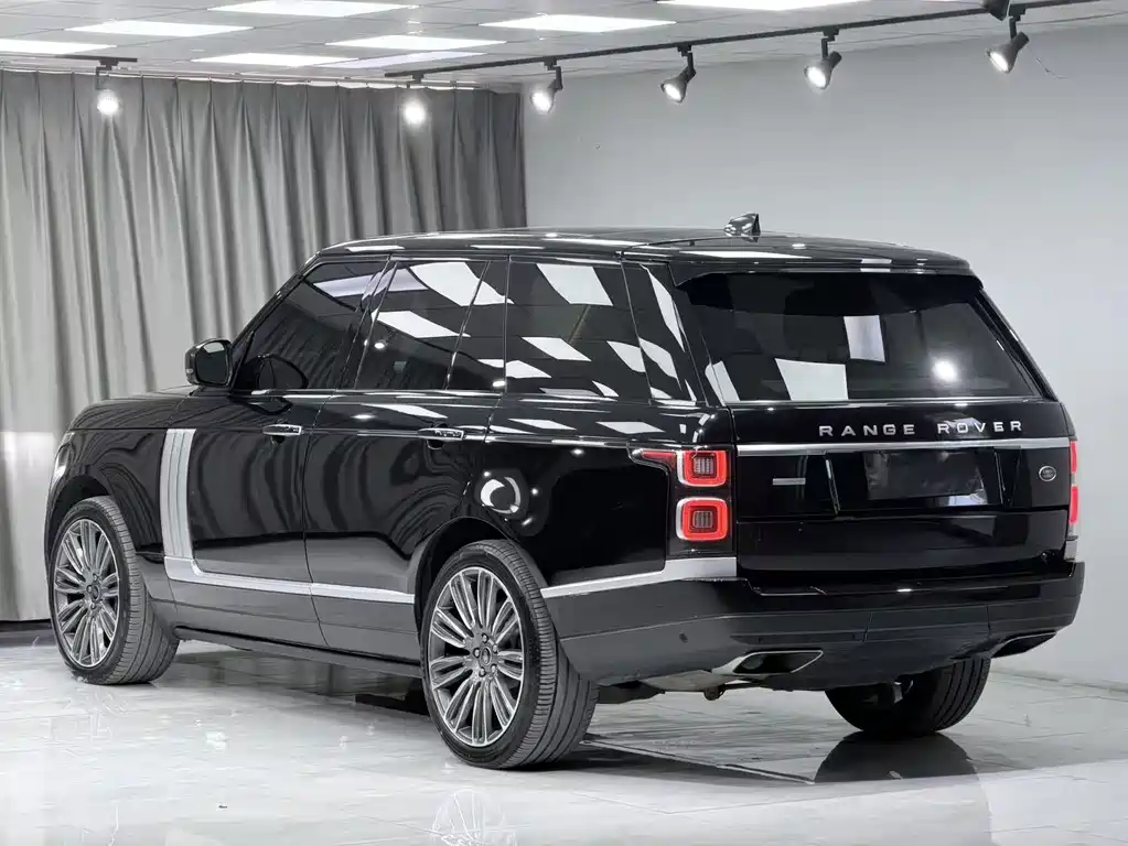 Land Rover Range Rover 2019 — фото 12