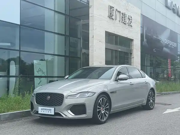 Jaguar XFL 2025