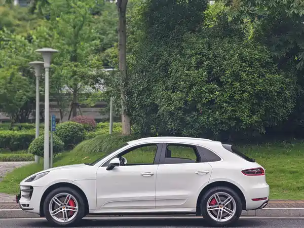 Porsche Macan 2015