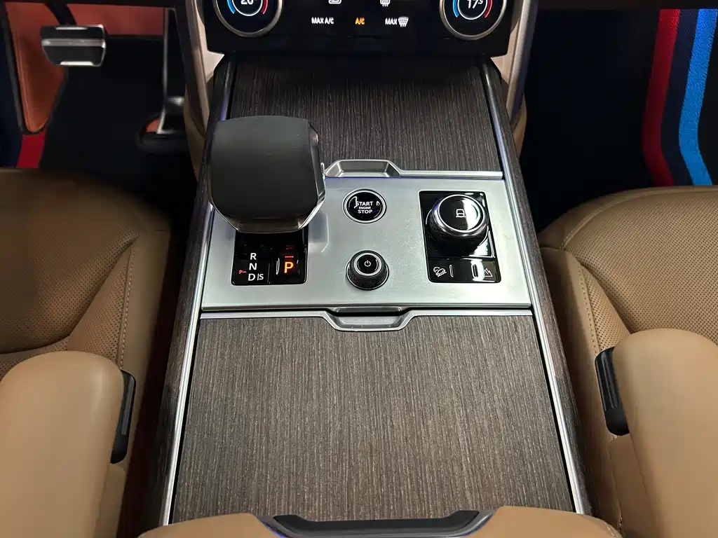 Land Rover Range Rover 2023