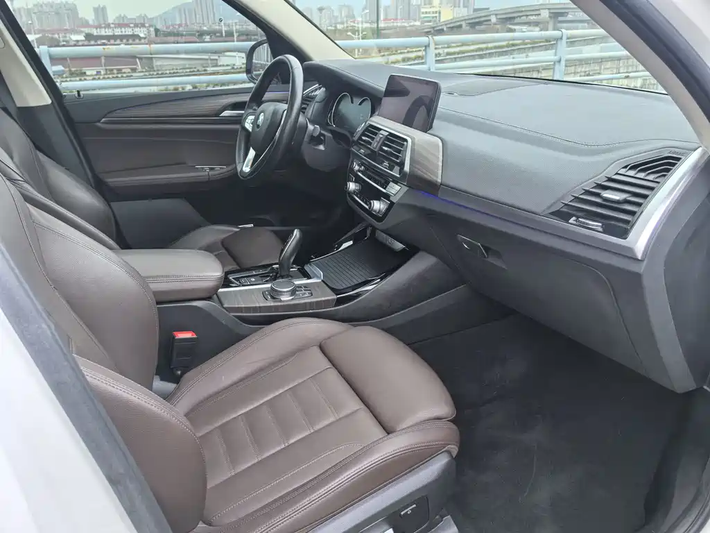 BMW X3 2019 — фото 12