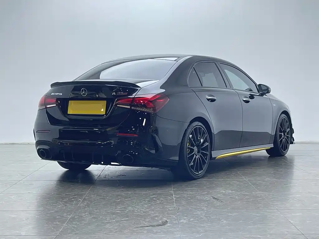 Mercedes-Benz A-Class AMG 2023 — фото 3