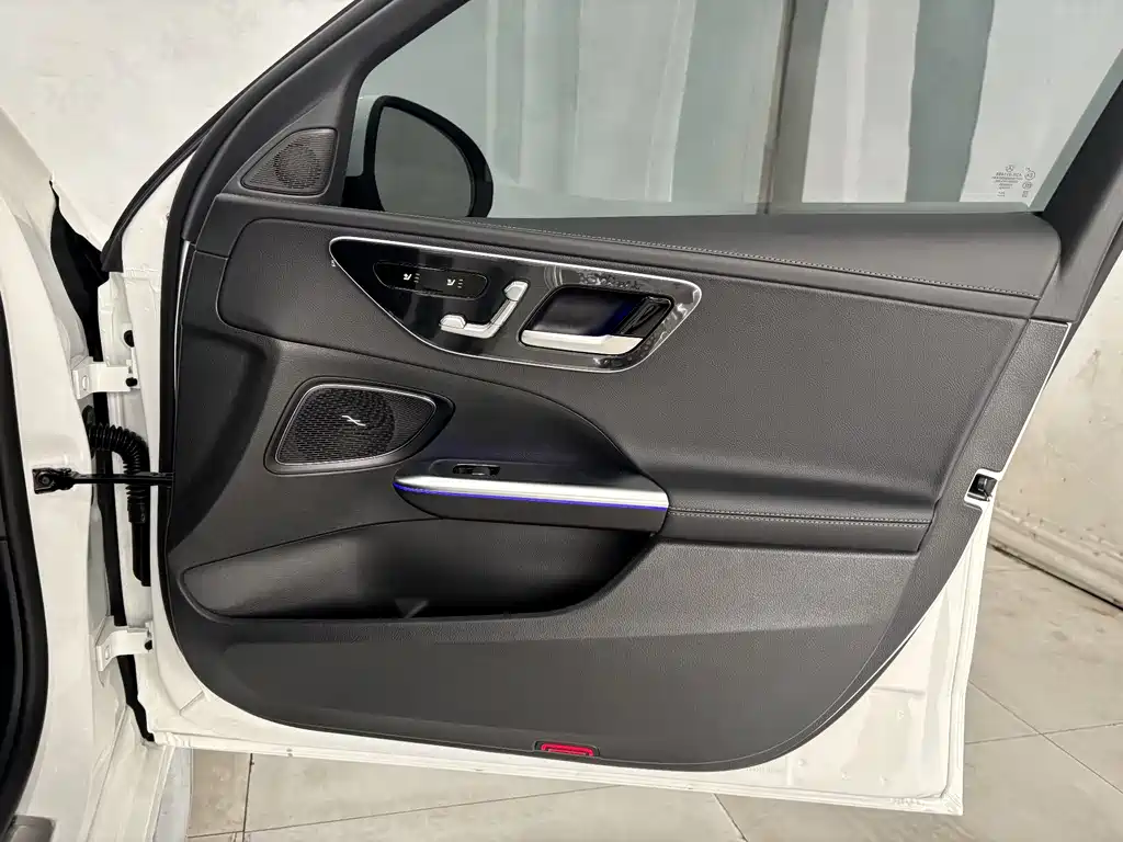 Mercedes-Benz C-Class New Energy 2025 — фото 23