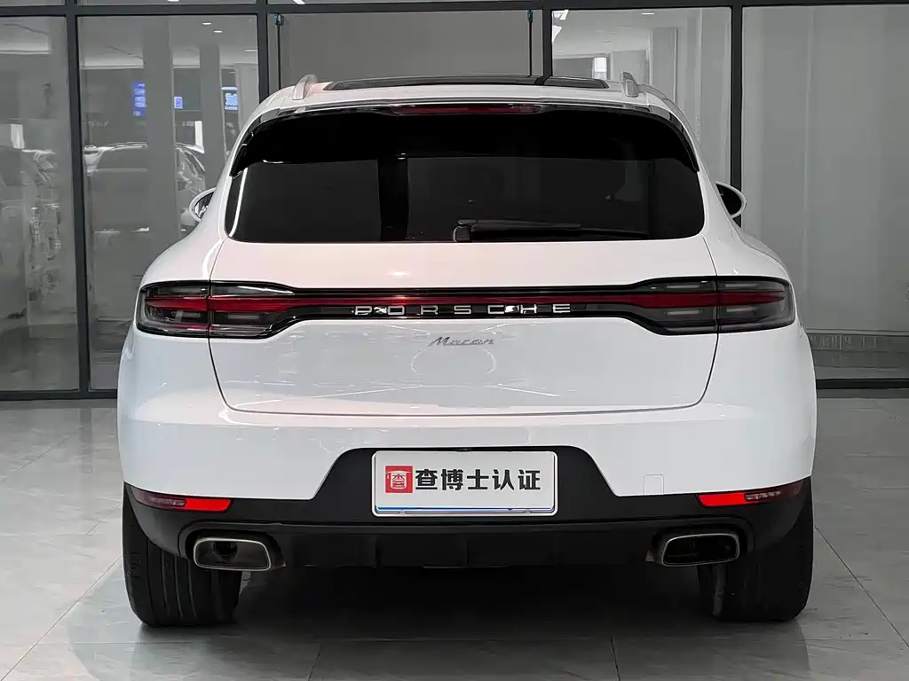 Porsche Macan 2021 — фото 11