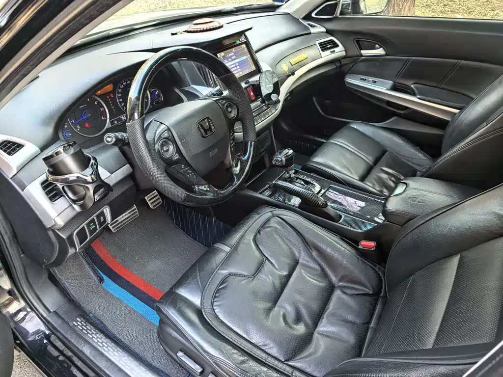 Honda Crosstour 2016 — фото 12