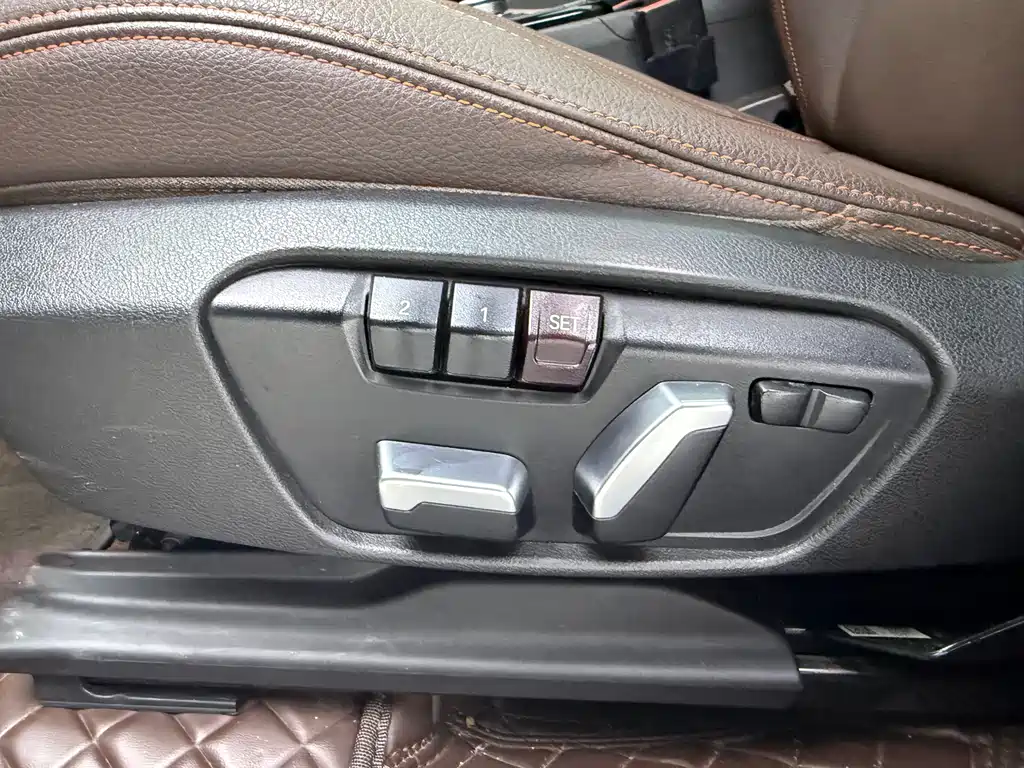 BMW X2 2021 — фото 17