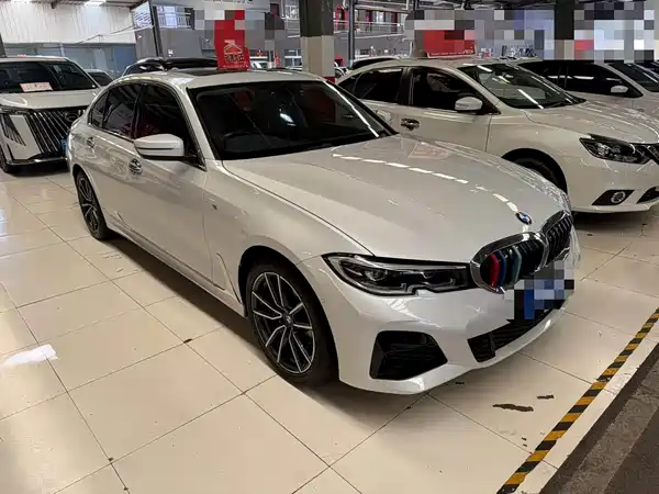 BMW 3 Series 2021