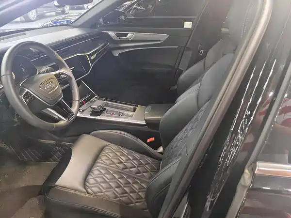 Audi A6L 2025