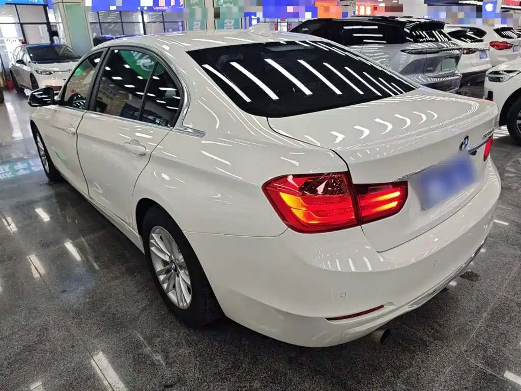 BMW 3 Series 2015 — фото 23
