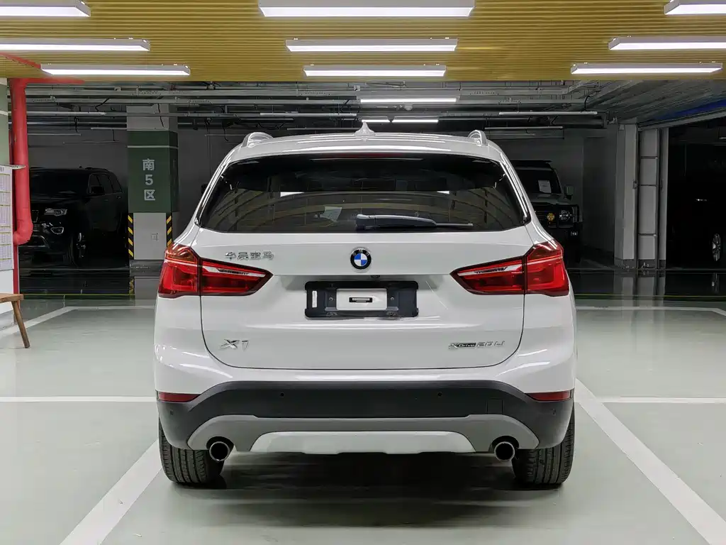 BMW X1 2018 — фото 8