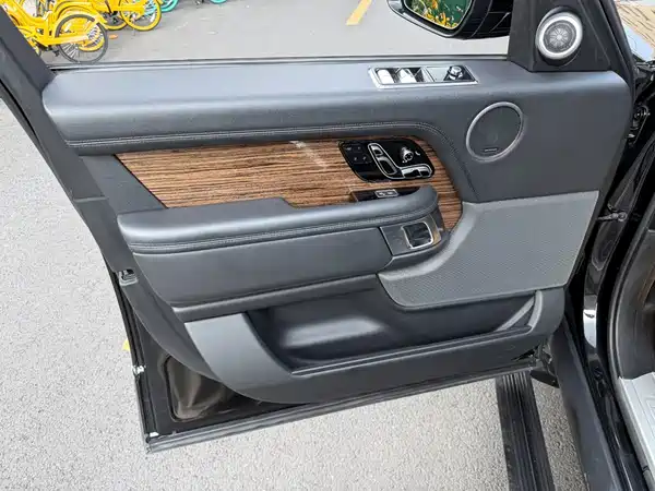 Land Rover Range Rover 2019