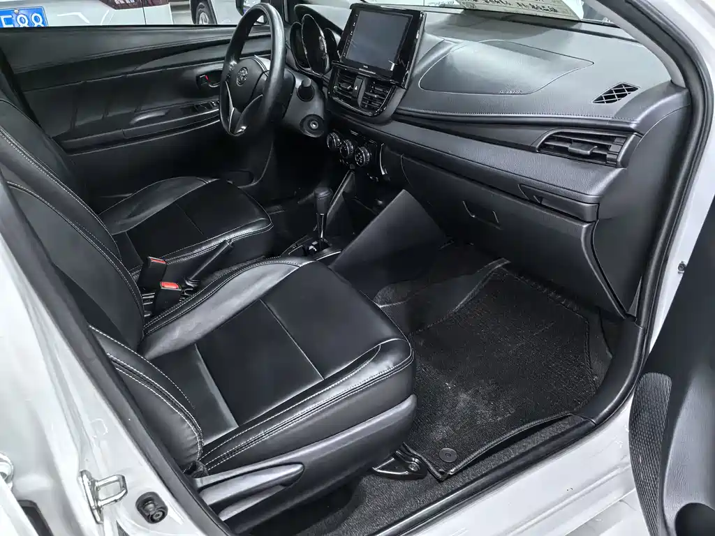 Toyota Vios 2022 — фото 11