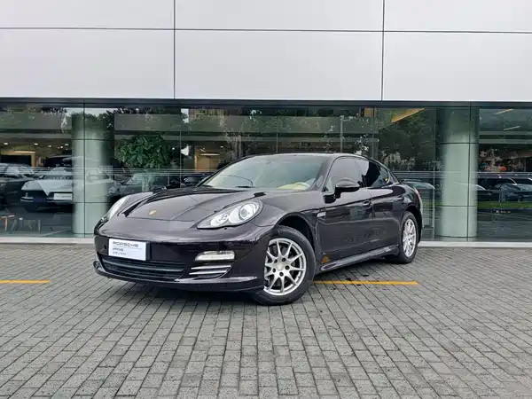Porsche Panamera 2012