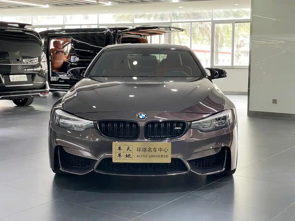 BMW M4 2018 — фото 1