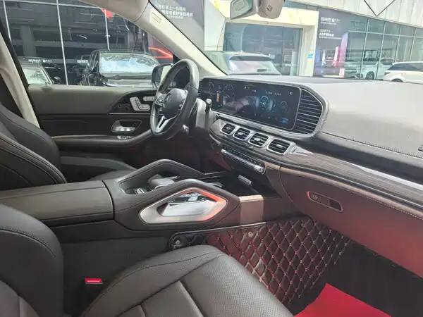Mercedes-Benz GLS 2020