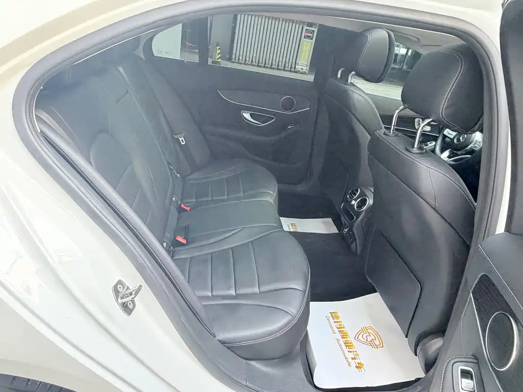 Mercedes-Benz C-Class 2020 — фото 11