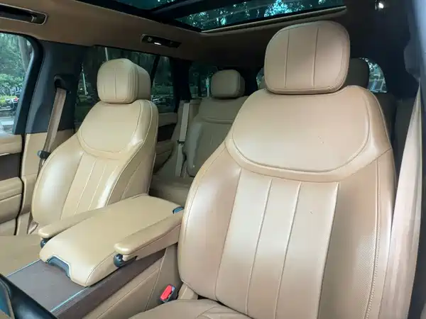 Land Rover Range Rover 2024