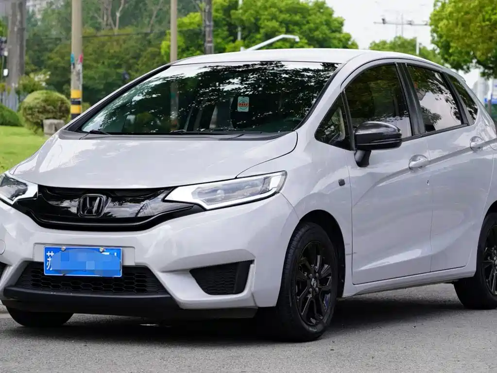 Honda Fit 2016 — фото 1