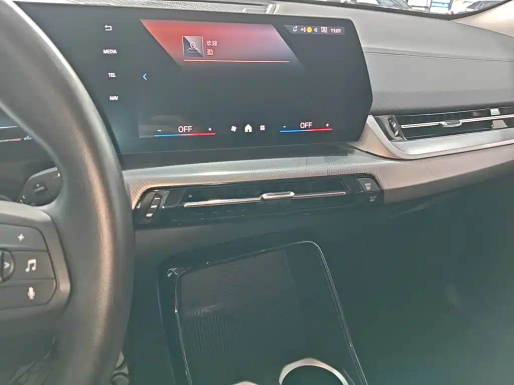 BMW X2 2025 — фото 13