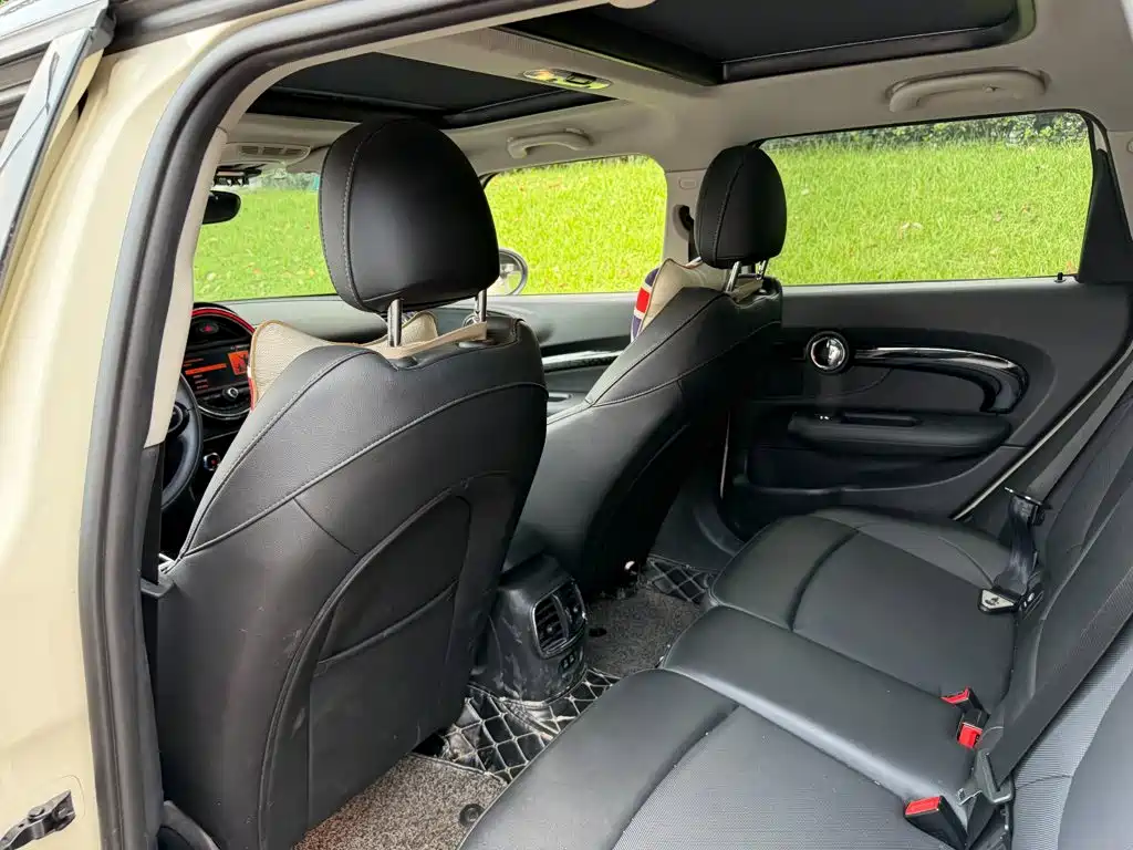 MINI Clubman 2020 — фото 11