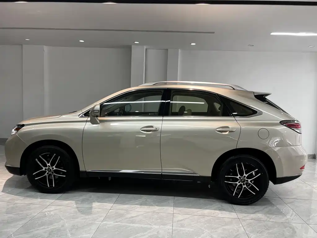 Lexus RX Classic 2015 — фото 12